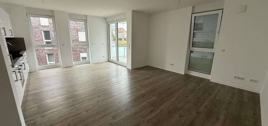 3 Zimmer Wohnung mit Gäste-WC und großzügigem Balkon