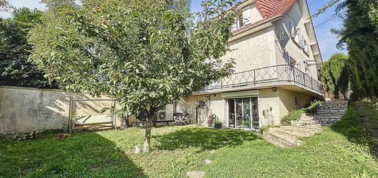 Maison  à vendre, 6 pièces, 4 chambres, 153 m²