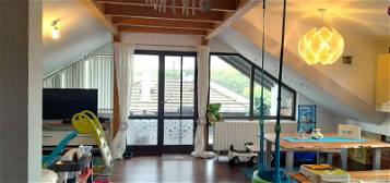 Schöne, helle und offene Wohnung mit Balkon und Fernblickin Elztal