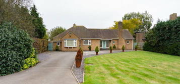 5 bedroom detached bungalow for sale