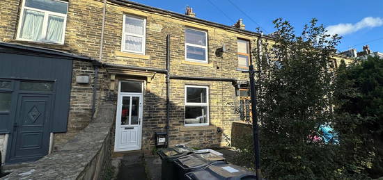 Terraced house to rent in Stone Street, Allerton, Bradford BD15