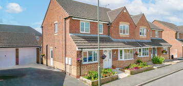 4 bed detached house for sale