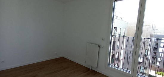 Appartement  à louer, 3 pièces, 2 chambres, 61 m²