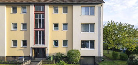 Direkt zum Einziehen - Zentrale, großzügige 2-ZimmerWohnung mit separater Küche und großer Loggia