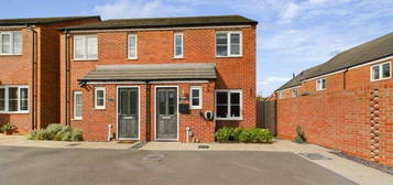 2 bedroom semi-detached house for sale