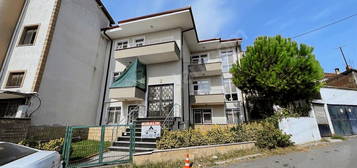 Serdivan Zorlu Okulu Yakını Full Eşyalı 2+1 Kiralık Daire