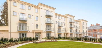 Flat to rent in Humphris Place, Cheltenham GL53