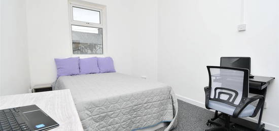 Room to rent in St. Annes Street, Padiham, Burnley BB12