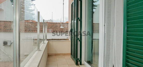 Apartamento T2 Duplex para Arrendamento, Centro Histórico de Cascais