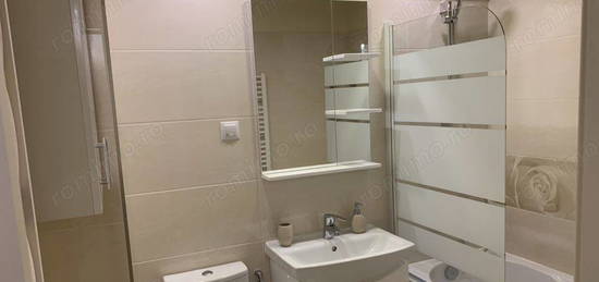 Apartament 3 camere zona Lujeruli