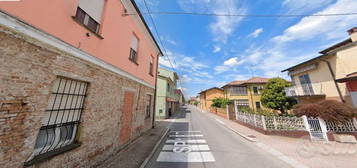 Trilocale con Cantina di Pertinenza e Posto Auto