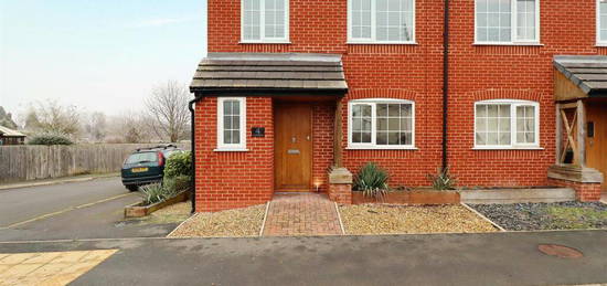 3 bedroom terraced house