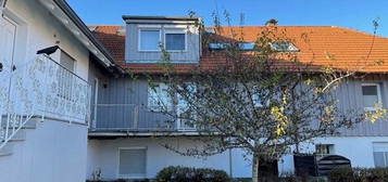 Ruhige, renovierte 4-Zimmer-Eigentumswohnung mit Balkon, Garage und KFZ-Stellplatz in Leutkirch!