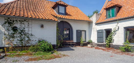 Maison  à vendre, 7 pièces, 4 chambres, 186 m²