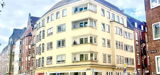 Ab sofort frei: 2-Zimmer-Wohnung Nähe Blücherplatz und Düsternbrook, 24105 Kiel, Feldstraße 81