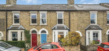 4 bedroom terraced house for sale