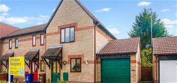 End terrace house to rent in Spruce Drive, Bicester OX26