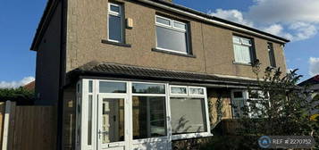 3 bedroom semi-detached house