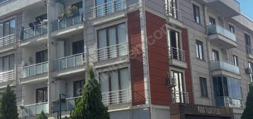 AYDINLIDA GİZLİBAHÇEYE KOMŞU PARK VADİ SİTESİNDE 3+1 BÜYÜK DAİRE