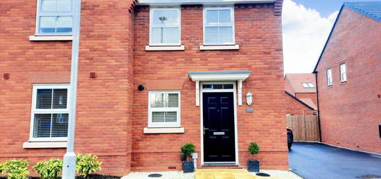 2 bedroom semi-detached house