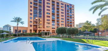 Piso en venta en calle Trident