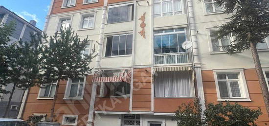 YENİ MAHALLE'DE KİRALIK 2+1 DAİRE