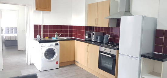 Flat to rent in Balleratt Street, Levenshulme, Manchester M19