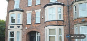 6 bedroom terraced house