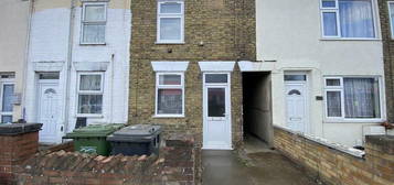 2 bedroom terraced house