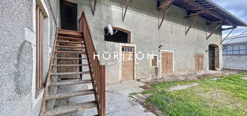 Maison ancienne 1 étage à vendre, 4 pièces, 1 chambre, 345 m²