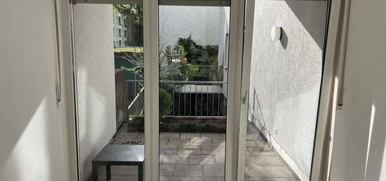 Exklusive 3 Zimmer-Wohnung mit 2 Balkonen in Darmstadt-Ost nähe Woog