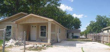 301 SIMS AVE, San Antonio, TX 78225