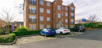 Flat for sale in Clayborne Court, Atherton, Manchester M46