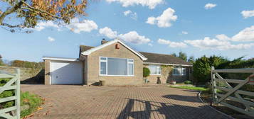 3 bedroom detached bungalow for sale