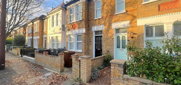 4 bed terraced house to rent