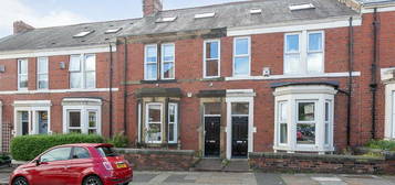 5 bedroom terraced house