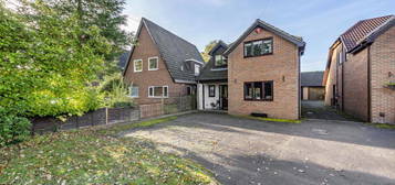 4 bedroom detached house to rent