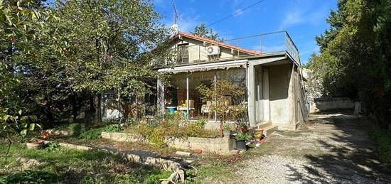 Maison de plain-pied  à vendre, 5 pièces, 4 chambres, 114 m²