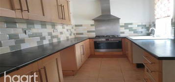 2 bedroom terraced house