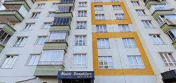 ESENTEPE'DE MAİDE KONAKLARI'NDA MÜKEMMEL 3+1 SATILIK DAİRE