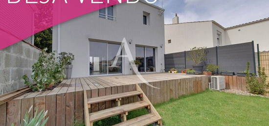 Maison  à vendre, 5 pièces, 3 chambres, 98 m²