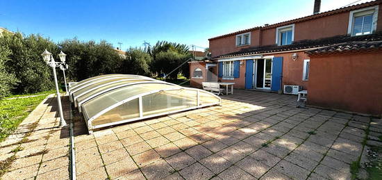 ISTRES - Maison Type 4 de 92 M2 + un studio de 46 M2 sur une parcelle de 1270 m2 avec piscine