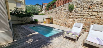 VILLA 5 CHAMBRES SECTEUR CLARET