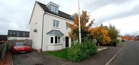 3 bedroom semi-detached house for sale