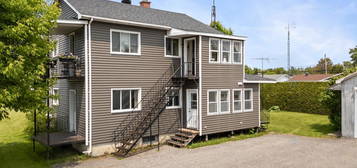1564 - 1566, Rue Landry
                        Acton Vale