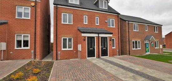 3 bedroom semi-detached house