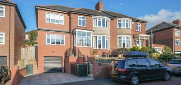 5 bedroom semi-detached house for sale