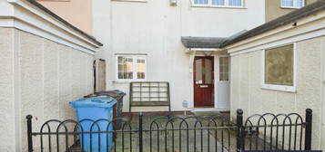 3 bed terraced house to rent