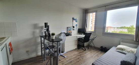 Amidonniers : Studio meublé de 20 m2