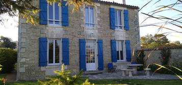 Maison jardin et pré, proche Fontenay L.C., Benet, Niort